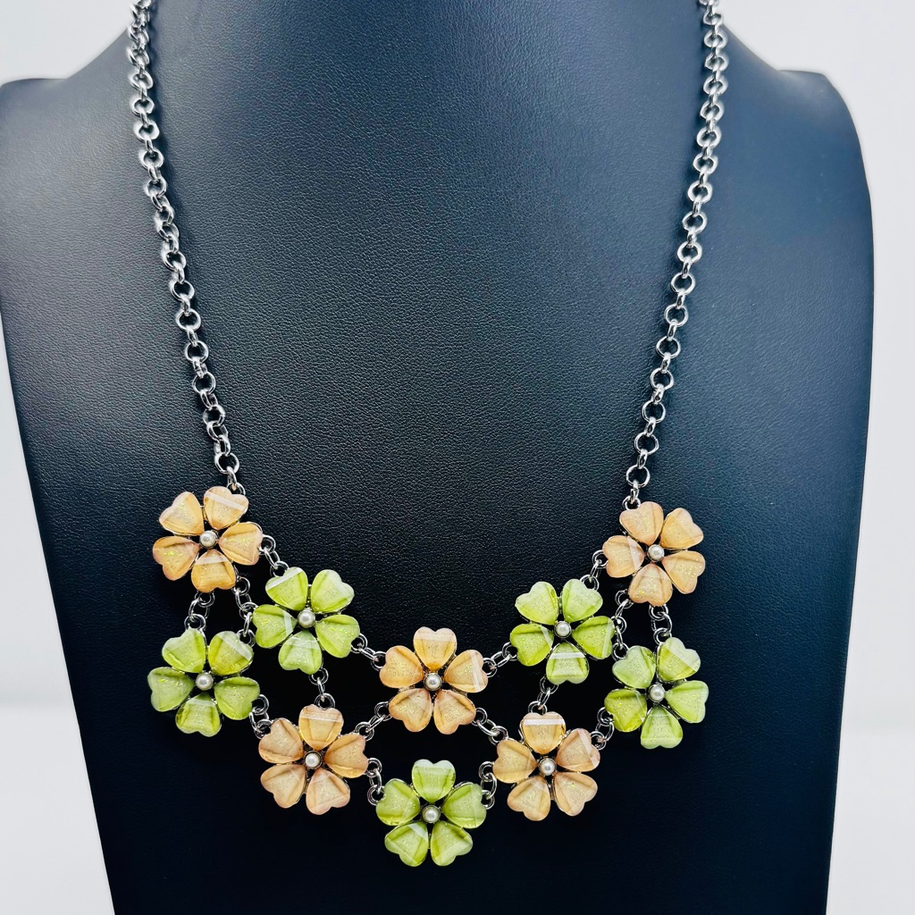 Rmn Glass Green & Peach Flower Statement Necklace